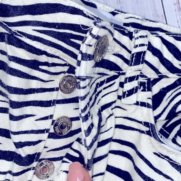 ZARA zebra print high rise jeans size 2 - Picture 7 of 11